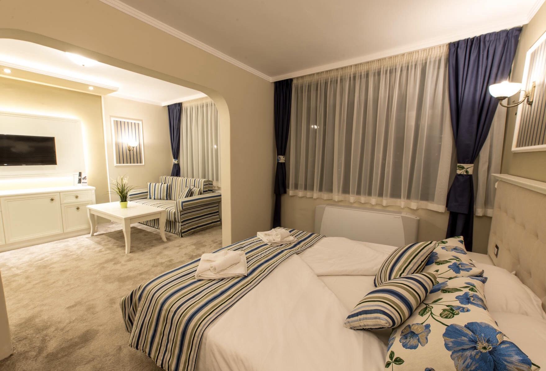 Park Hotel Raya Garden - Free Parking Veliko Tarnovo Ngoại thất bức ảnh