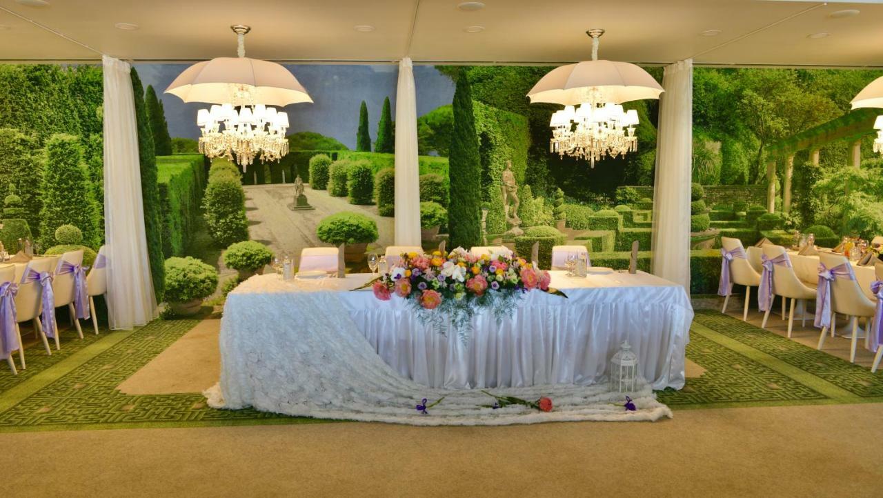 Park Hotel Raya Garden - Free Parking Veliko Tarnovo Ngoại thất bức ảnh