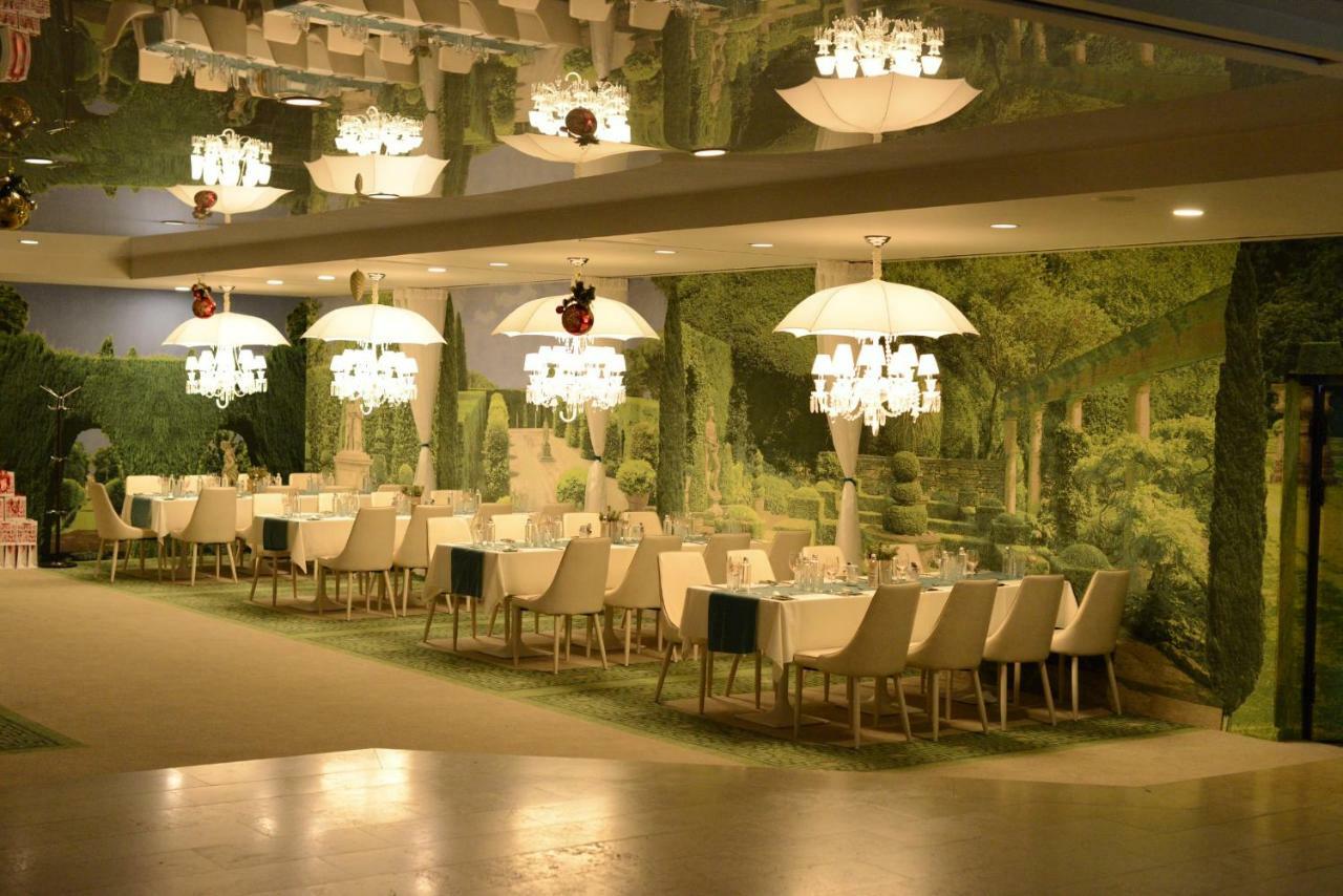Park Hotel Raya Garden - Free Parking Veliko Tarnovo Ngoại thất bức ảnh