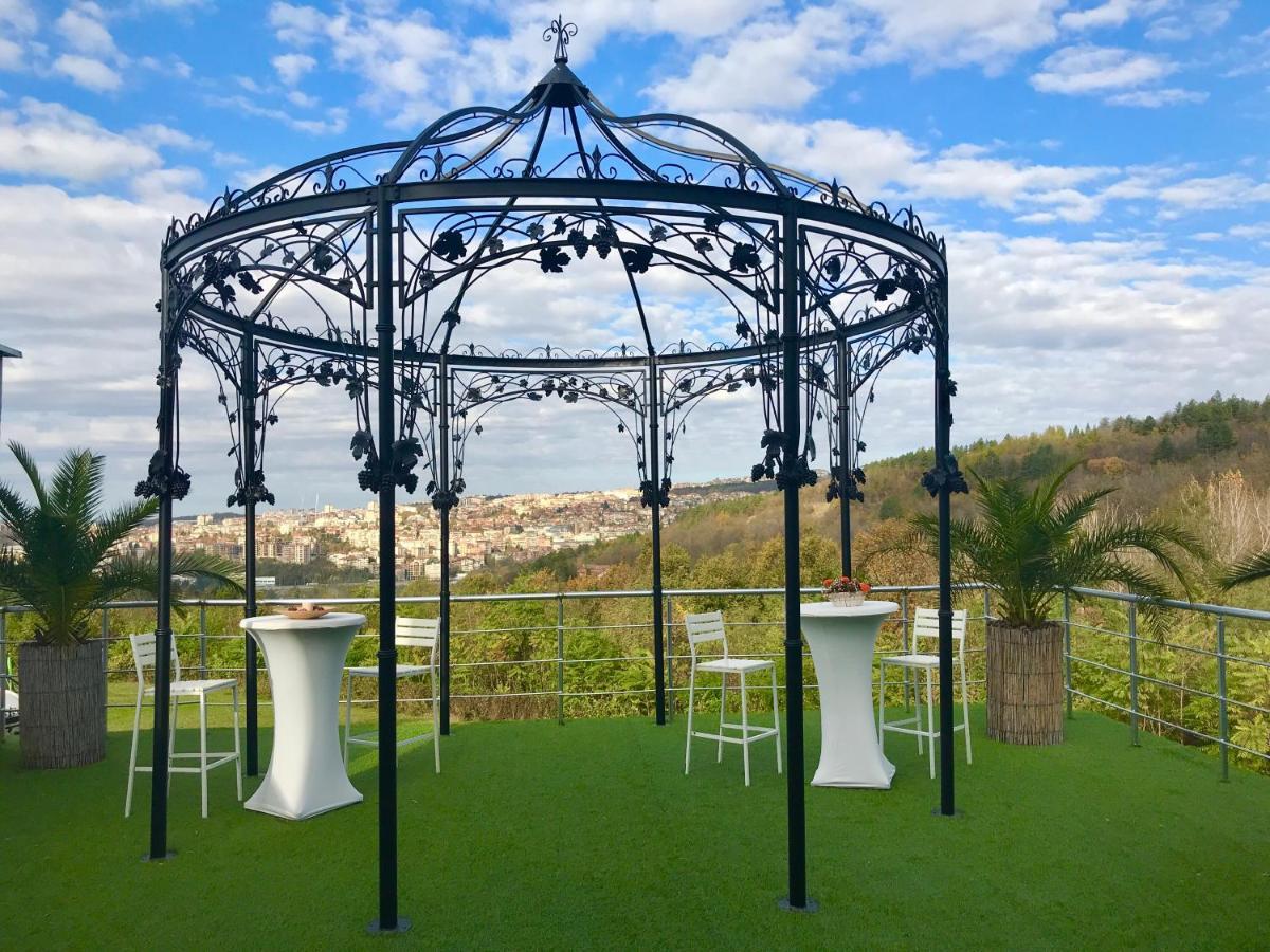Park Hotel Raya Garden - Free Parking Veliko Tarnovo Ngoại thất bức ảnh