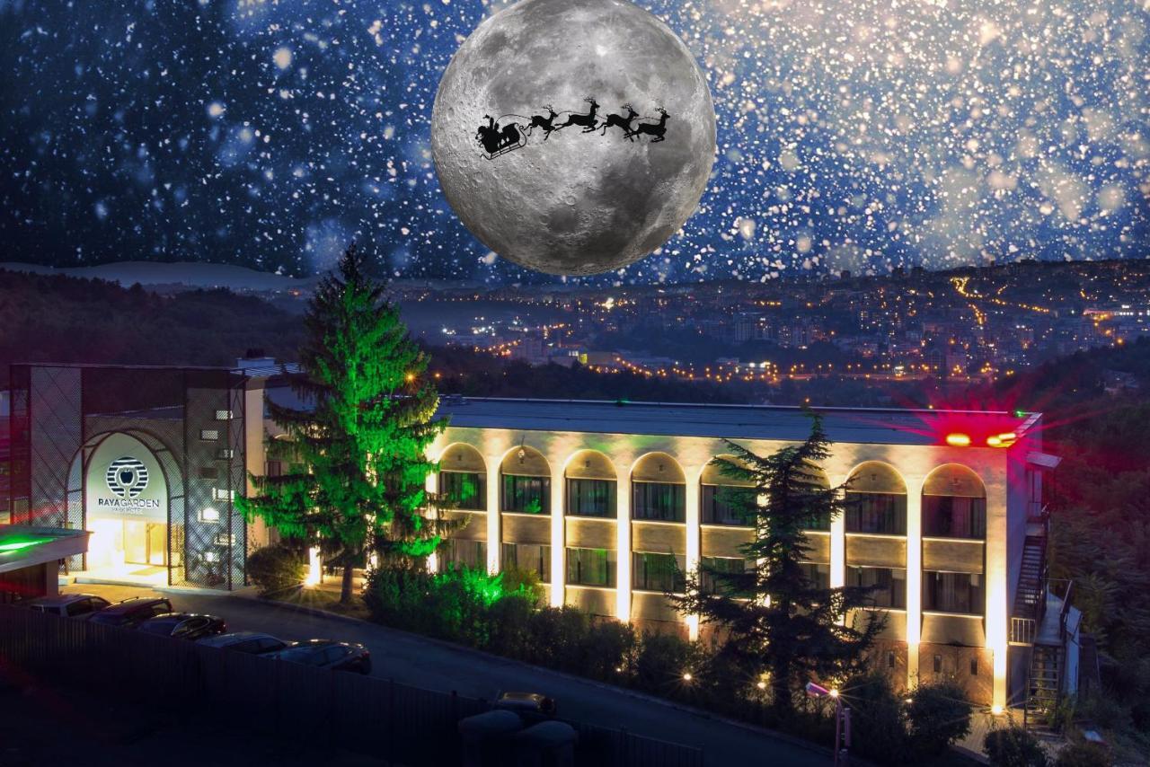 Park Hotel Raya Garden - Free Parking Veliko Tarnovo Ngoại thất bức ảnh